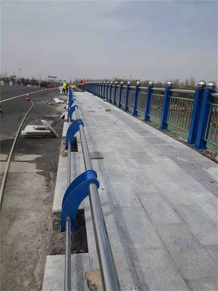 道路护栏的安装趋势